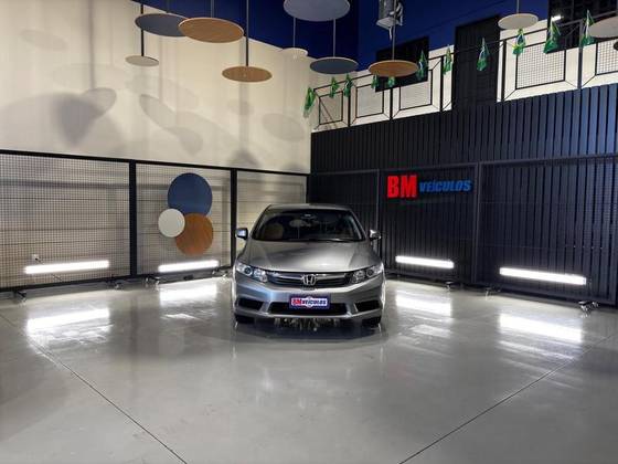HONDA CIVIC 1.8 LXS 16V FLEX 4P MANUAL